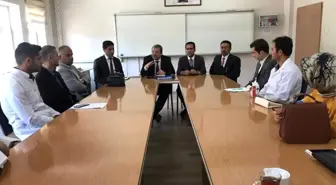 Müdür Engin'den, Milli Eğitim Vakfı Fatih ortaokuluna ziyaret