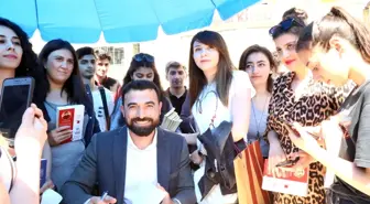 Rövşen Abdullaoğlu'nun kitabı Türkiyede!