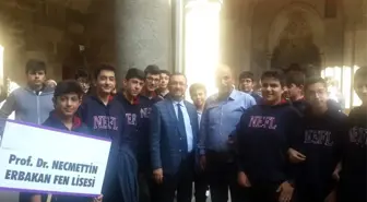 Tarihi medresede tarih dersi