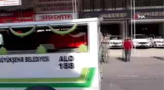 Barış Pınarı Harekatı'nda şehit olan 9 aylık bebek ve memur törenin ardından memleketlerine...