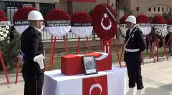 Barış Pınarı Harekatı'nın ilk sivil şehitleri son yolculuğuna uğurlandı