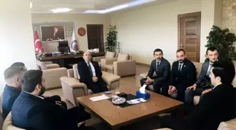 Ülkü Ocaklarından Rektör Murat'a ziyaret