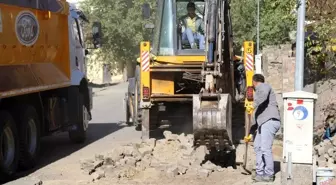 Başkan Arıkan, üst yapı çalışmalarını inceledi