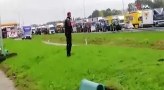 Hollandalı çiftçilerden protesto