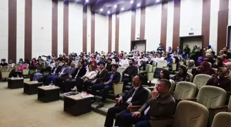 İbn Haldun ve Machiavelli'de Tarihin ve Siyasetin Niteliği: Doğu ve Batı Analizi Konferansı