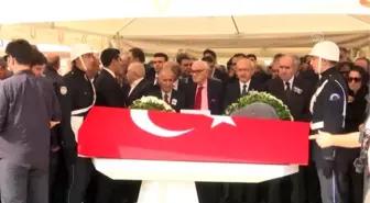 Ali Topuz ve Orhan Birgit son yolculuklarına uğurlandı