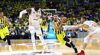 Fenerbahçe Beko, Kirolbet Baskonia'yı 87-80 yendi!