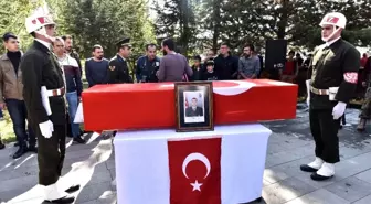 Ahlatlı şehit son yolculuğuna uğurlandı