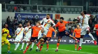 İlk yarı Başakşehir'in üstünlüğüyle bitti