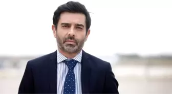 Oyuncu Cansel Elçin, iç çamaşırlı poz verdi