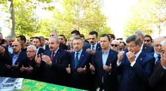 Usta Yazar Nuri Pakdil son yolculuğuna uğurlandı