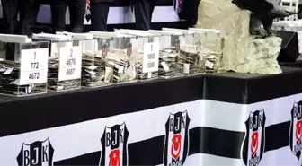 Beşiktaş'ın yeni başkanı Ahmet Nur Çebi oldu!