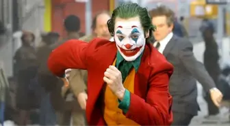 Joker filminde başrolün dans ettiği merdivenler selfie akınına uğradı