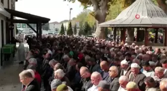 Sakarya Nehrine düşerek hayatını kaybeden şahıs son yolculuğuna uğurlandı