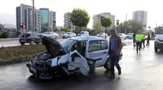 Sivas'ta trafik kazası: 2 ölü, 2 yaralı