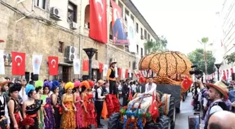 Mersin Narenciye Festivali'nde ilk gün coşkusu