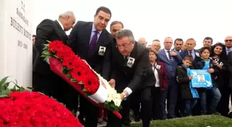 Bülent Ecevit vefatının 13'üncü yılında mezarı başında anıldı