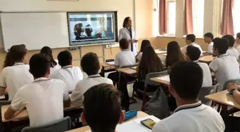 Rektör Çakar, lisesi öğrencileriyle buluştu