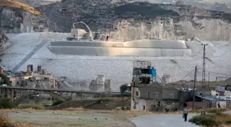 Tarihi Hasankeyf Kalesi'ne tekne ve yatlarla ulaşılacak