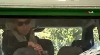 Acılı annenin kızına son bakışı yürek parçaladı