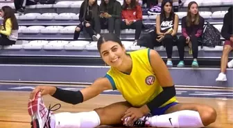 Ispartalı voleybolcu Melis Korkmaz, Açı Koleji'ne transfer oldu