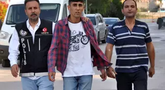 Adana'da uyuşturucu sattığı iddiasıyla 2 şüpheli tutuklandı