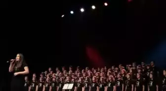 Ataşehir tek yürek Atatürk'ü andı