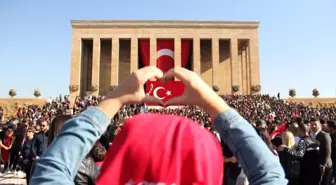 Atatürk'ün vefatının 81. yılında Anıtkabir ziyaretçi akınına uğradı