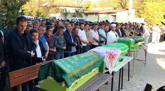 Feci kazada hayatını kaybeden anne, baba ve bebekleri son yolculuğuna uğurlandı