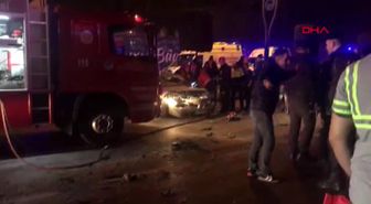 Sakarya adapazarı'nda kazada aile yok oldu 3 ölü, 7 yaralı