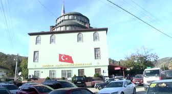 Zincirleme trafik kazasında ölen çift ve bebekleri defnedildi