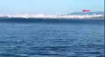 Büyükada'da dalga paniği kamerada