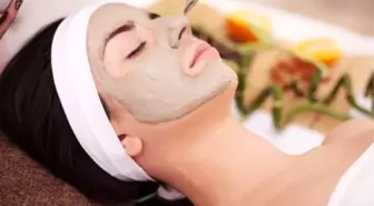Cildi Aydınlatan Maske Tarifi