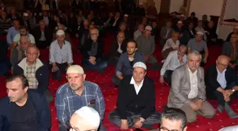 İzmit Belediyesi Gazi Mustafa Kemal Atatürk için mevlit okuttu