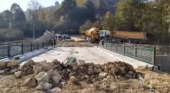 Kaymakam Öztürk köy yolları çalışmalarını inceledi