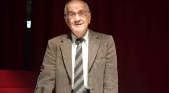 Prof. Dr. Mümtaz Soysal vefat etti
