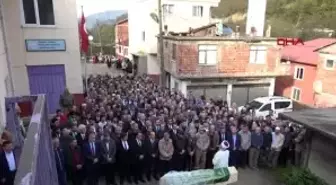 Samsun anne ve babasının yaralandığı kazada ölen zehra, toprağa verildi