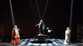 Türk sanatçılar İtalya'da opera sahnesinde
