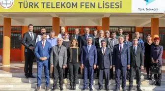Vali Bilmez. lise öğrencileriyle buluştu