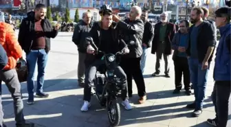 Bu motosiklet kasksız çalışmıyor