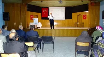 Hisarcık'ta 'Hz. Peygamber ve Aile' konulu konferans