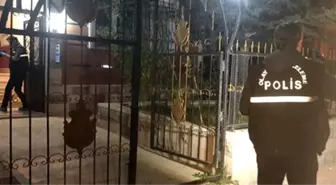 Kendisine şiddet uygulayan kocasını çocuğunun önünde bıçakladı