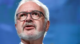Avrupa Yatırım Bankası 2022'den itibaren fosil yakıt projelerini finanse etmeyecek