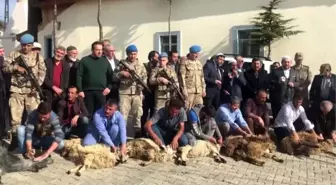 Barış Pınarı Harekatı'na destek için 15 kurban kesildi