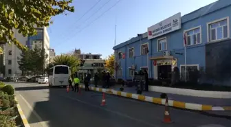 Terör suçundan görevden alınan 3 belediye başkanı yerine kayyum atandı