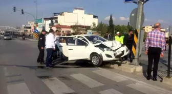 Denizli'de aynı yerde 2 kaza: 4 yaralı