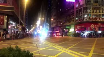 Hong Kong'daki protestolarda bir polis okla yaralandı - HONG