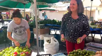 İsveçli Ursula, Türkçe öğrenmek için tezgah açtı