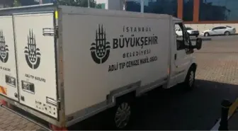 Pendik'te öldürülen 3 kişinin cenazesi Adli Tıp'tan alındı