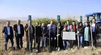 Selçuk'ta 'Engelli Öğrenci Birimi Hatıra Ormanı' oluşturuldu